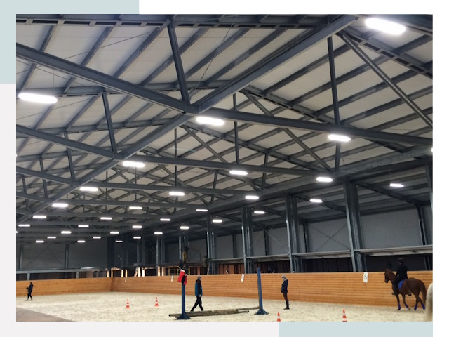 Строительство конных манежей от 610 руб в Красноярск