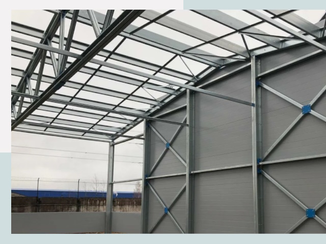Каркасные ангары от СтальСтрой-Крс по цене от 610 руб.